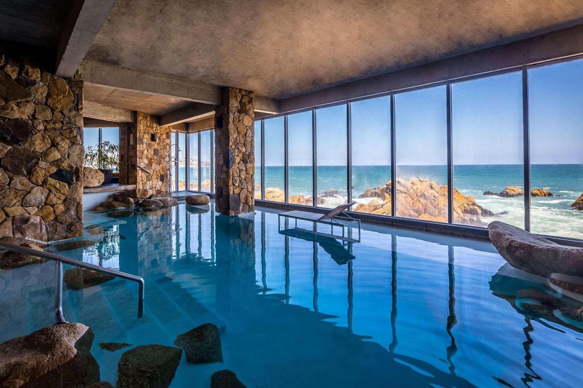 Radisson Blu Acqua Hotel & Spa Конкон Экстерьер фото The Sea Spa