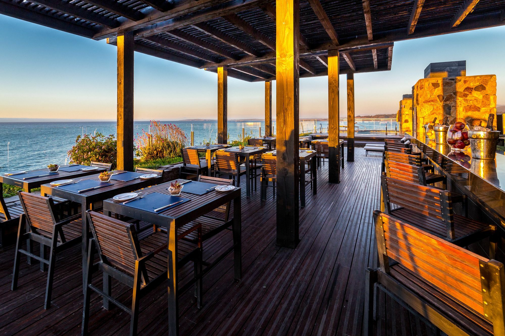 Radisson Blu Acqua Hotel & Spa Конкон Экстерьер фото The Deck